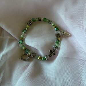 Green Beaded Charm Bracelet - Unbranded